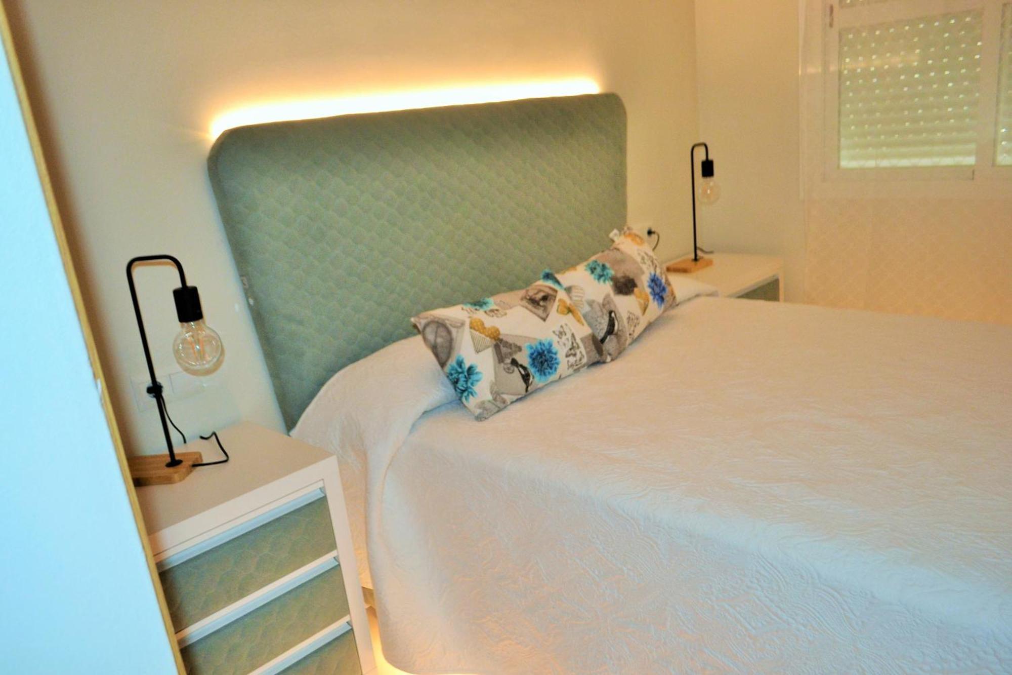 Apartamentos Garage Centro มาลากา ภายนอก รูปภาพ