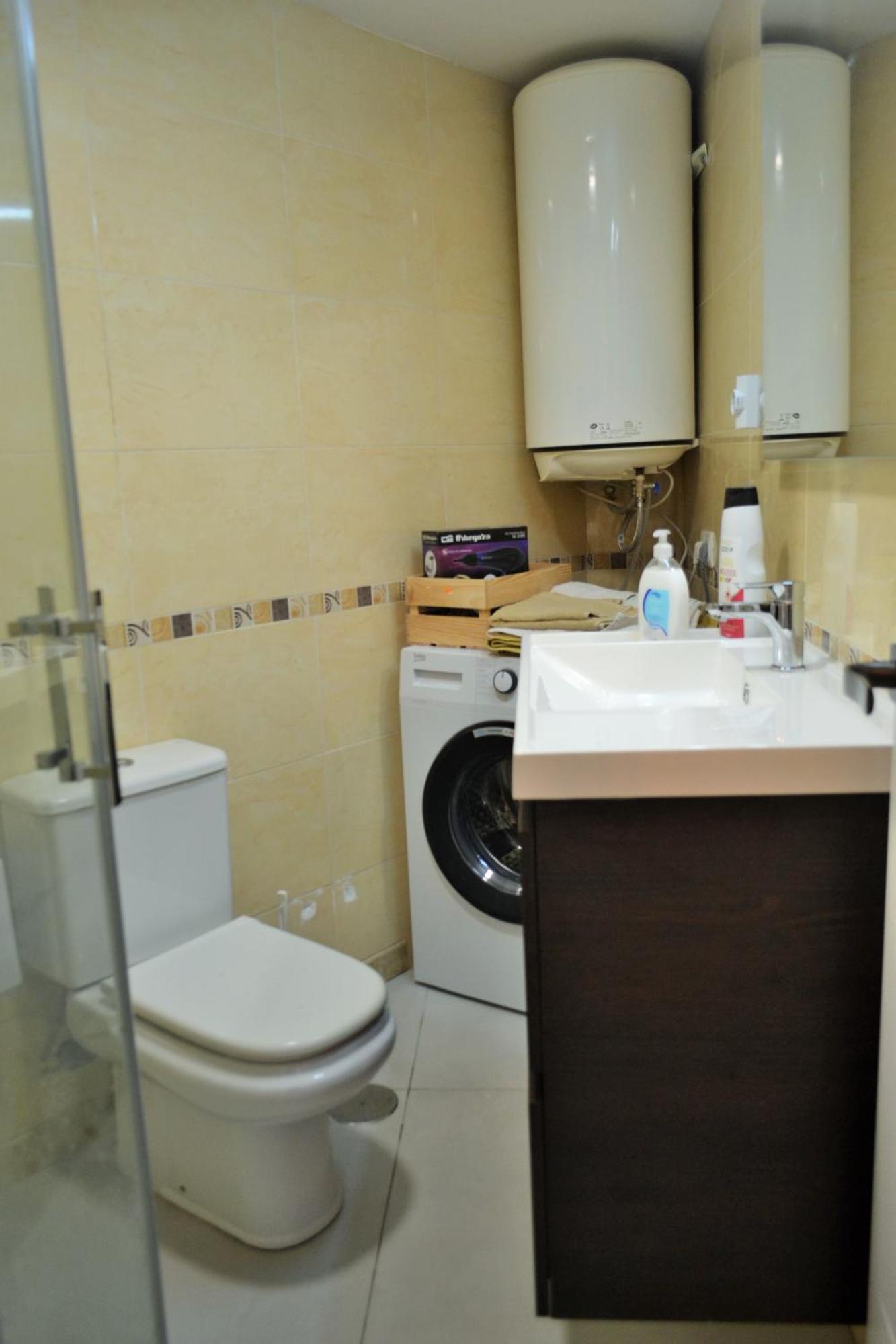 Apartamentos Garage Centro มาลากา ภายนอก รูปภาพ